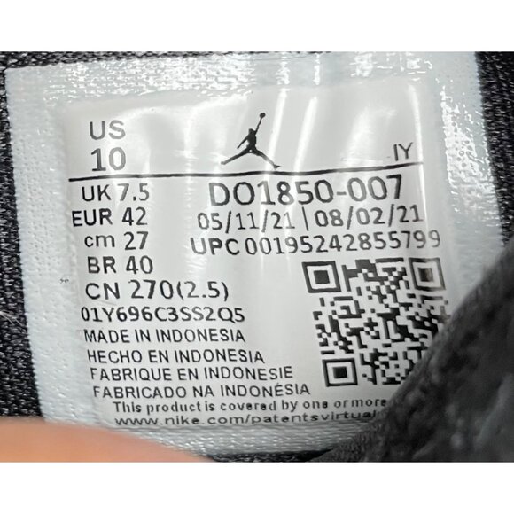 Jordan Womens Black Metallic Gold Sneakers Shoes Size 10 SKU 6810 - Picture 7 of 9